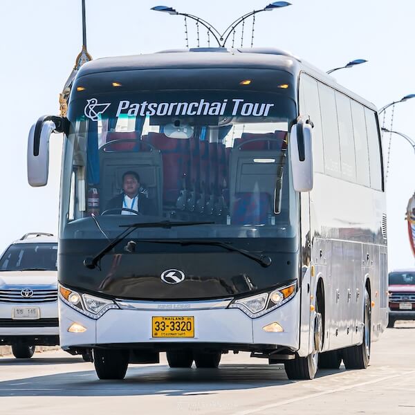 รถรับส่งพนักงาน 44 ที่นั่ง | PatsornchaiBus - รถบัสเช่า รถทัวร์เช่า รถโค้ชเช่า รถรับส่งพนักงาน รถตู้เช่า รถรับส่งพนักงาน 44 ที่นั่ง